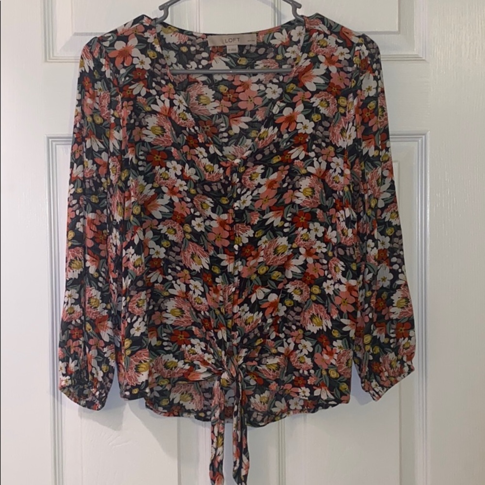 Floral, flowy top
